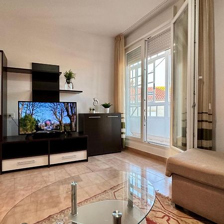 Apartamento Paseo Maritimo-A Illa De Arousa エクステリア 写真