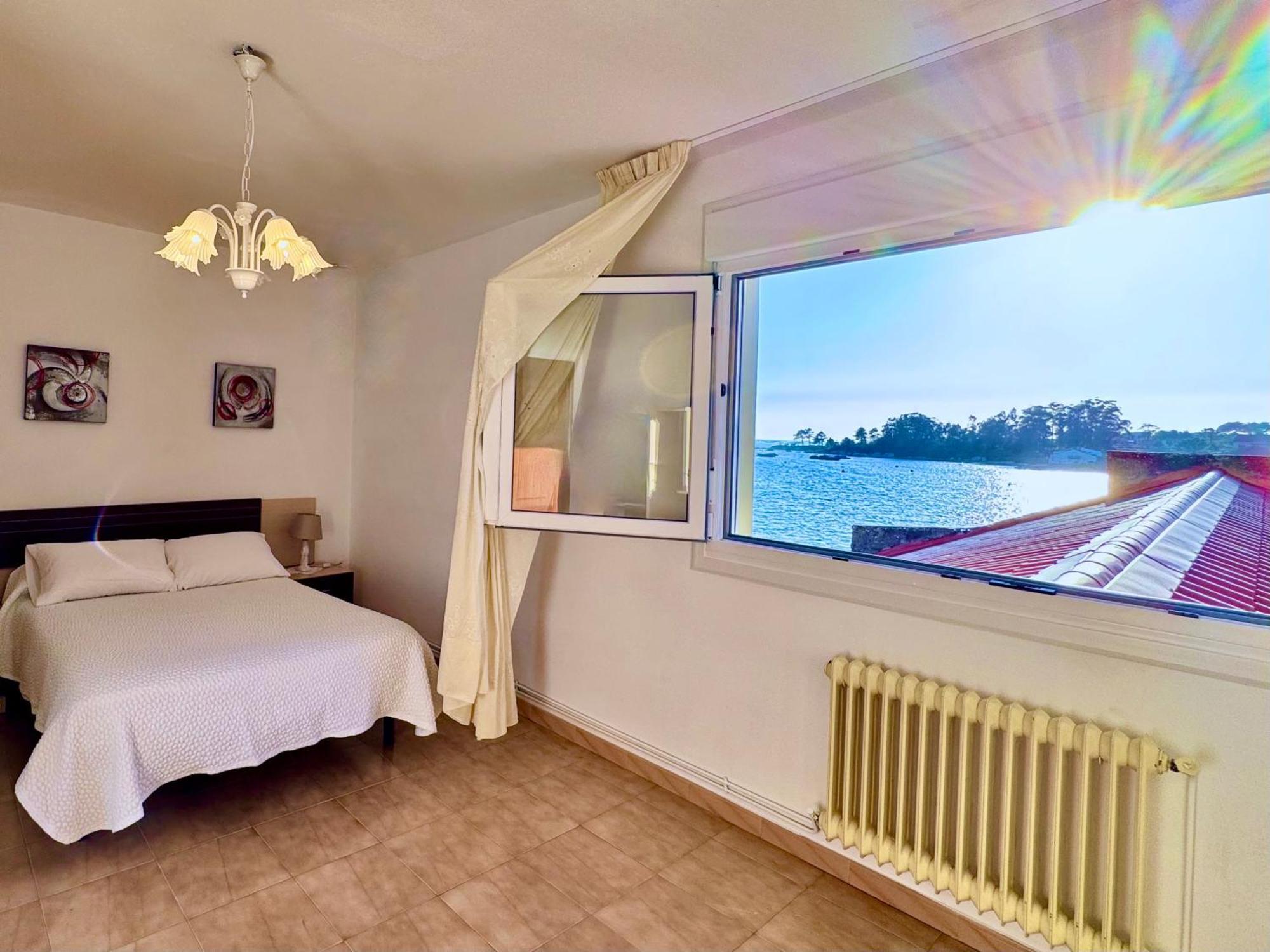 Apartamento Paseo Maritimo-A Illa De Arousa エクステリア 写真