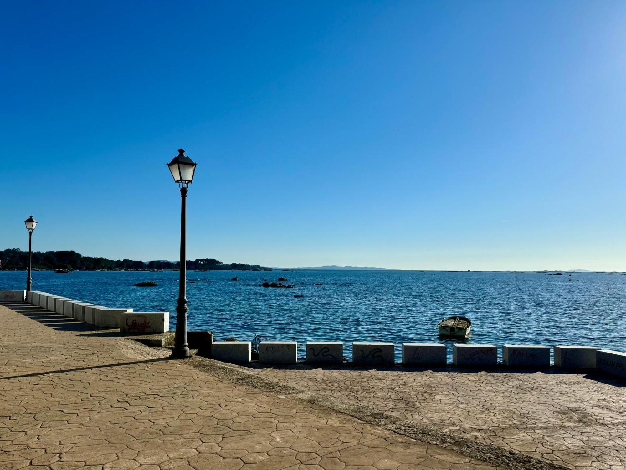 Apartamento Paseo Maritimo-A Illa De Arousa エクステリア 写真