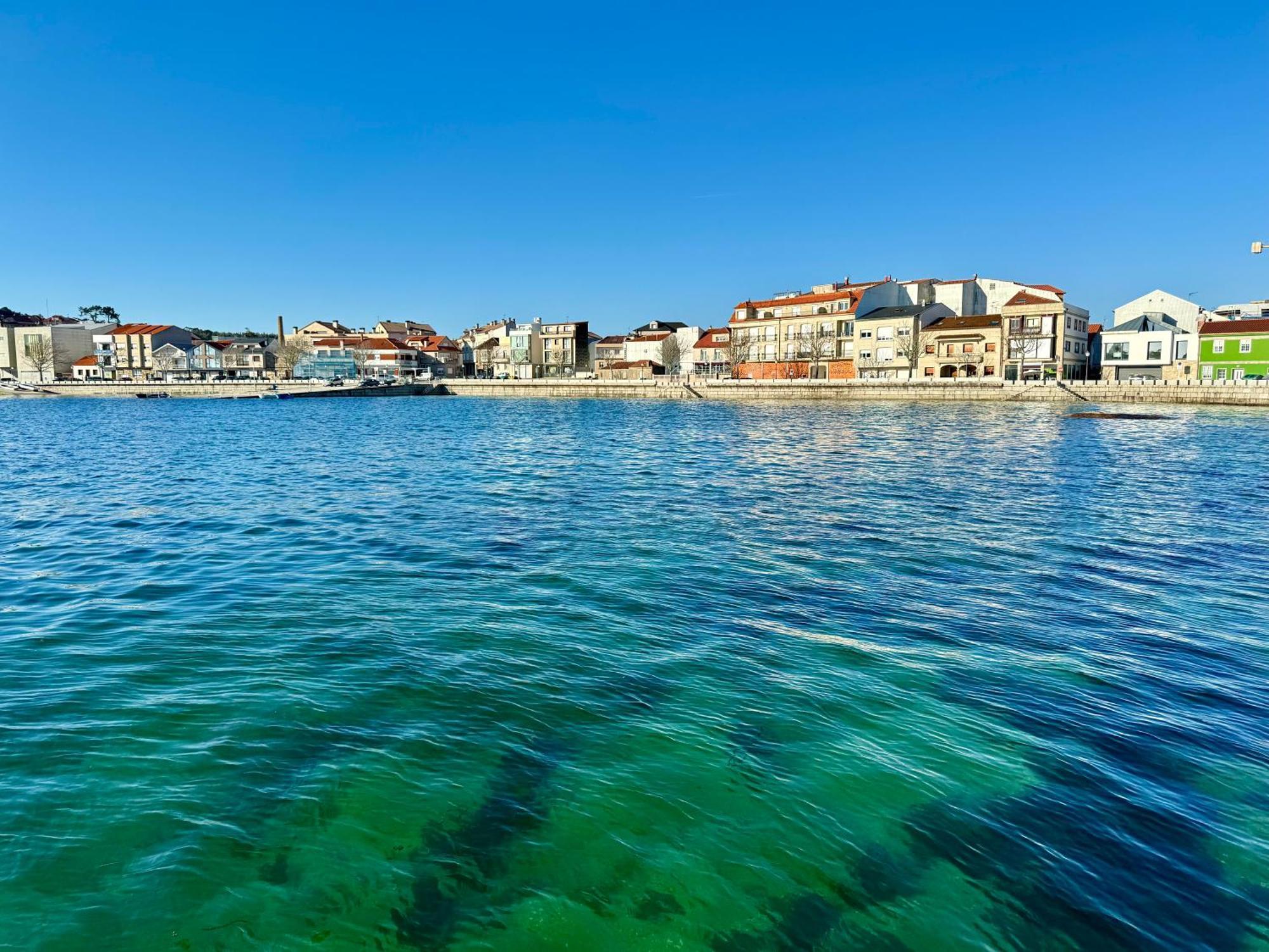 Apartamento Paseo Maritimo-A Illa De Arousa エクステリア 写真